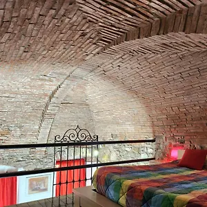 https://home-laura.it-lombardy.com